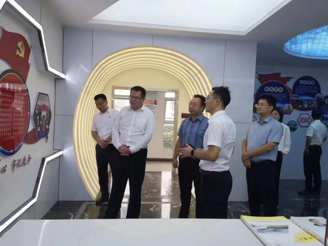 1662689042944022667.jpg 1848952870.jpg