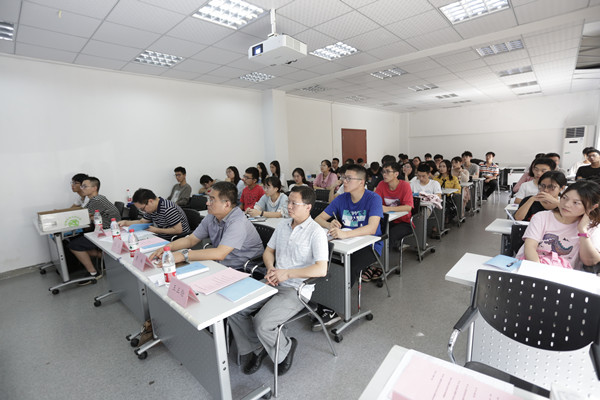 1563270133315001787.jpg 志愿者培训现场二.jpg